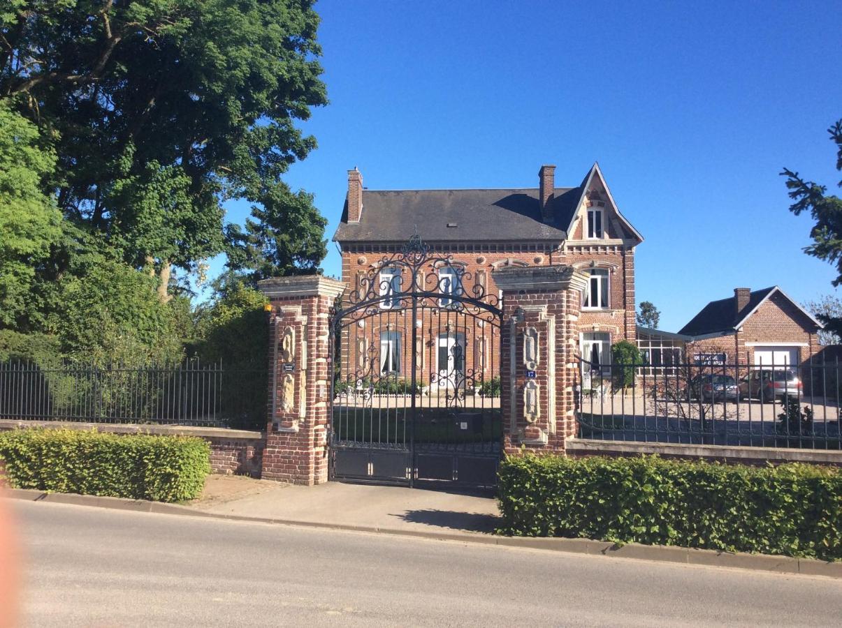 L'Hostellerie Du Chateau Mesnil-Saint-Nicaise Kültér fotó